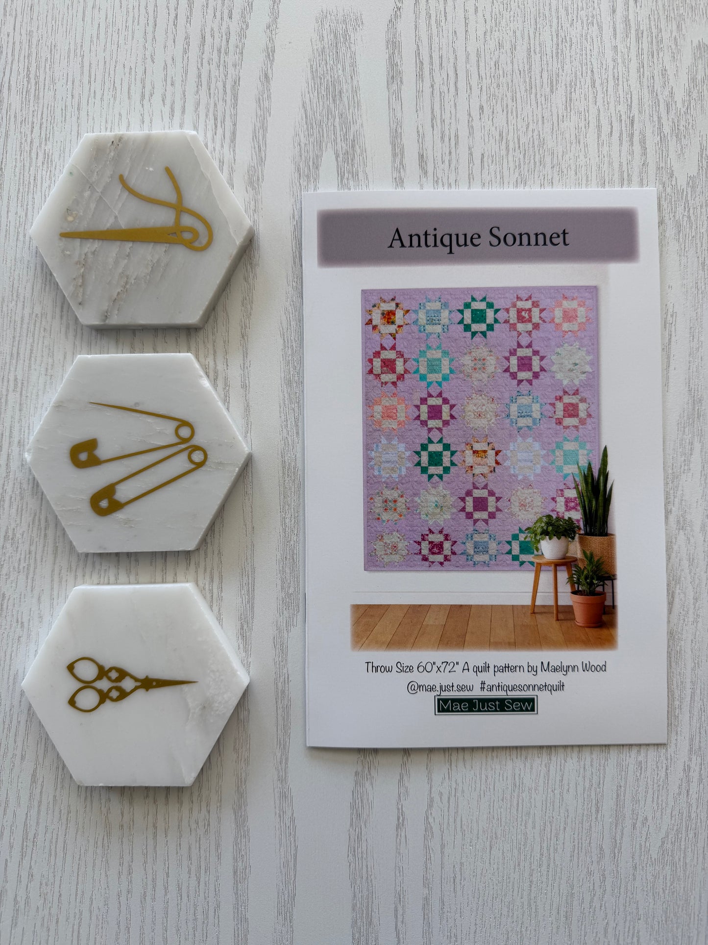 Antique Sonnet - Booklet